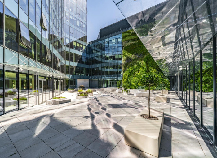 Administrativní budova Poseidon
polském Štětíně, kde byl použit systém MB-60E EI.