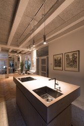 Rekonstrukce přízemního bytu, What architects