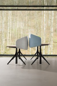 Kancelářské stoly furniloop jsou spojením designu a udržitelnosti