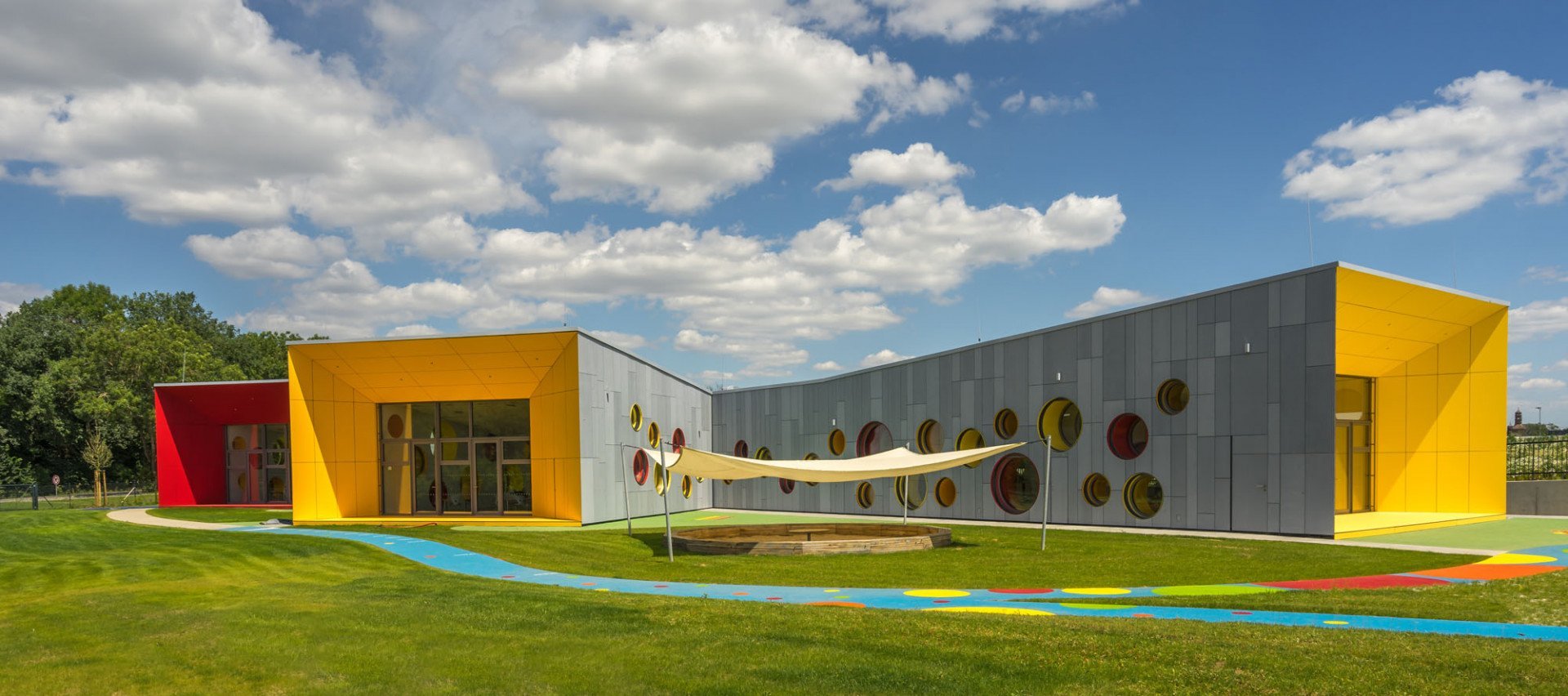 Mateřská škola v Dolních Břežanech, S.H.S architekti - foto