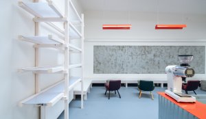 Coffee hub GROUNDS, KOGAA / Alexandra Georgescu, Tomas Kozelsky, Viktor Odstrčilík, Kateřina Baťková, Josef Řehák, Kateřina Čenovská