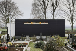 Smuteční síň ve Spytihněvi, Ivan Bergmann - foto