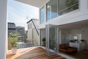 Takuro Yamamoto, Malý dům s velkou terasou - foto