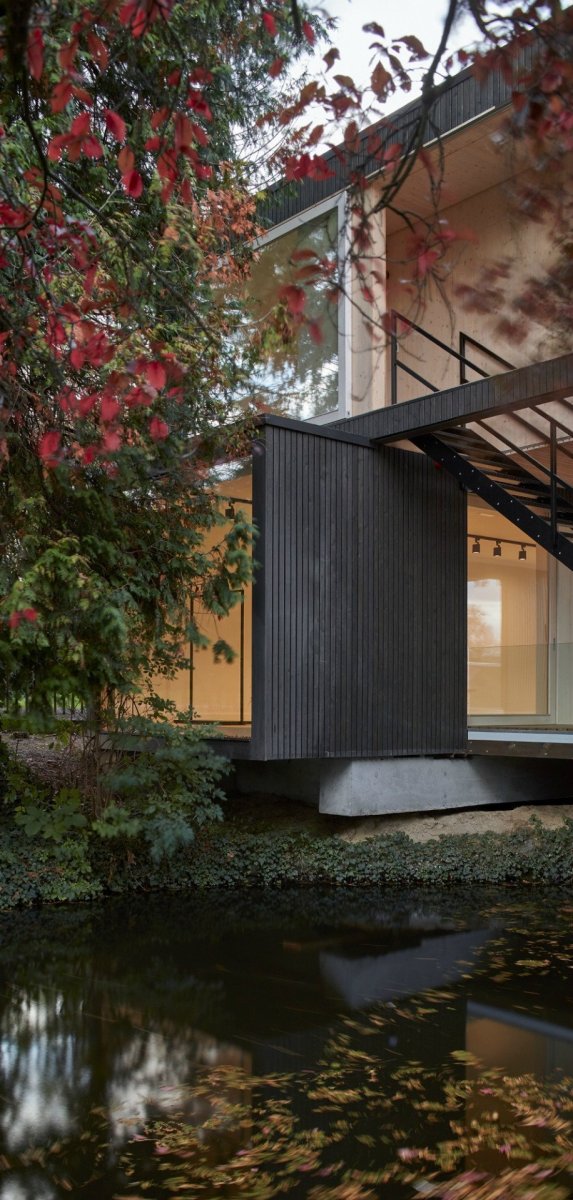 Showroom firmy GAB, Ark-shelter / Martin Mikovčák
