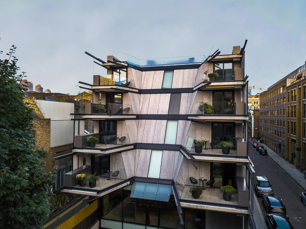 Nobu Hotel Shoreditch v Londýně od studia Ben Adams Architects