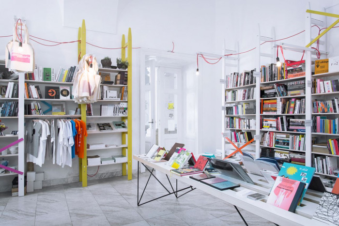 Mjölk architekti, Bookstore Artmap – foto