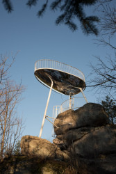 Vyhlídka Špička poblíž obce Tanvald na Liberecku od studia Mjölk, realizace 2020