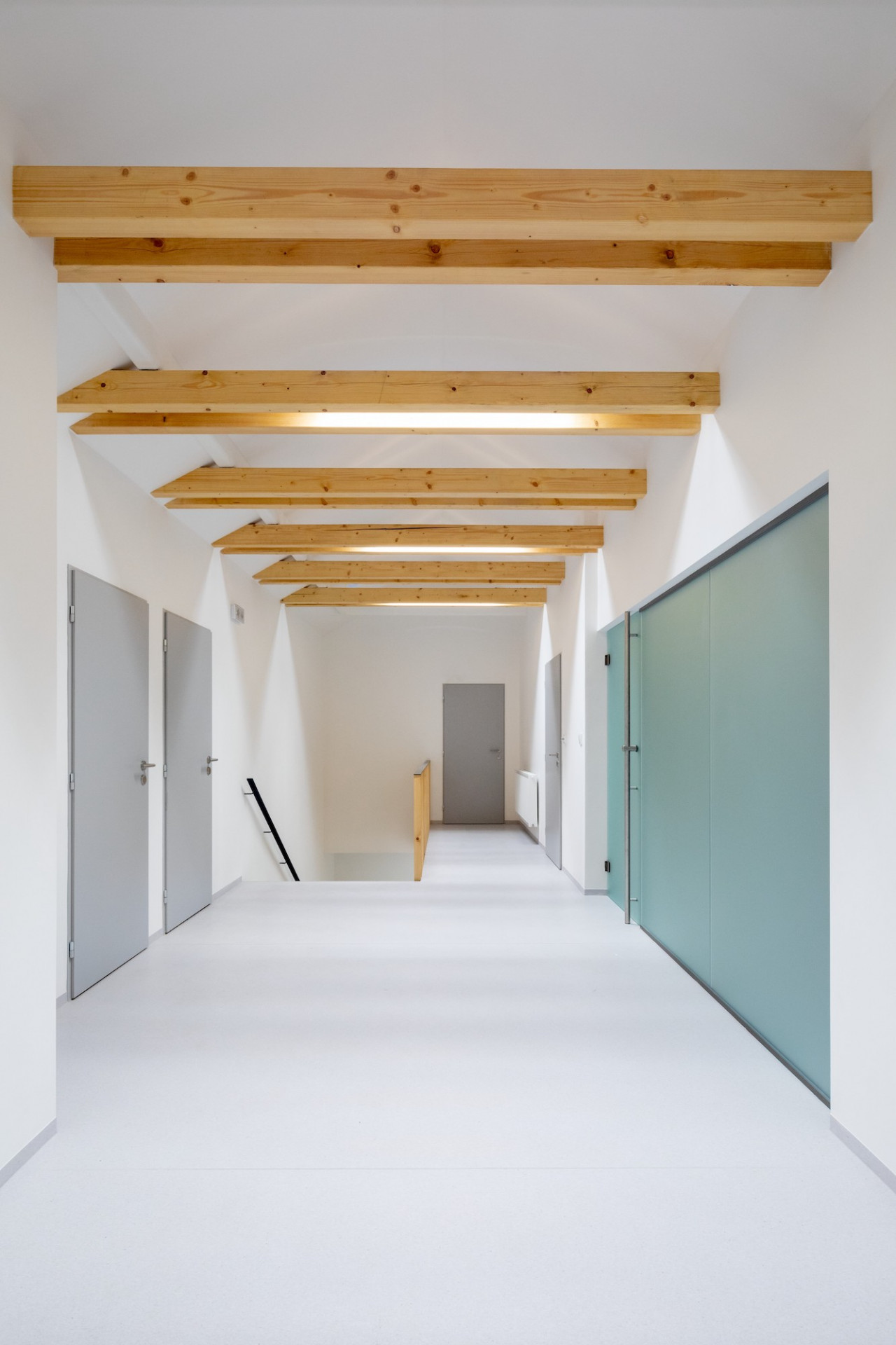 Polyfunkční dům Hruška v Trojanovicích, Kamil Mrva Architects