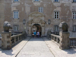 Dušan Jurkovič, most do zámku v Novém Městě nad Metují - foto