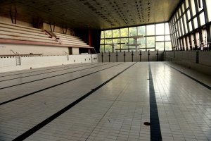 Současný stav Městských lázní Chomutov, které byly trvale uzavřené v roce 2012.