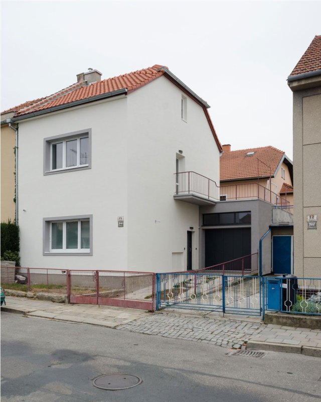 Richard Sukač, Rekonstrukce RD Tenorova - foto