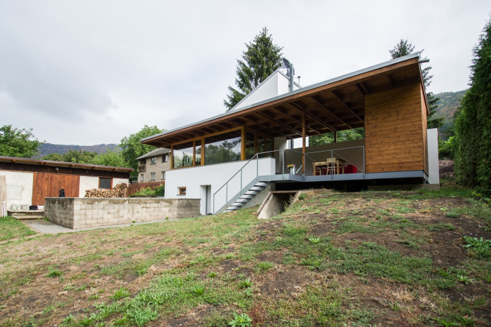 Víkendová chata Brná, Air ateliér