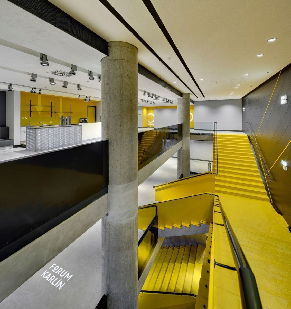 Atelier 8000, Interiér multifunkční haly Forum Karlín - foto