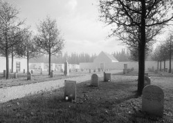 Ján Antal, Petr Bočan, Hřbitov v Černošicích / Ateliér Ondřeje Císlera - foto