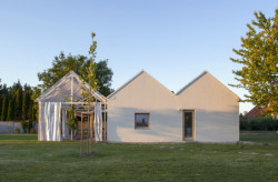 Letní dům, Totalstudio/ Tomáš Tokarčík, Aleš Šedivec