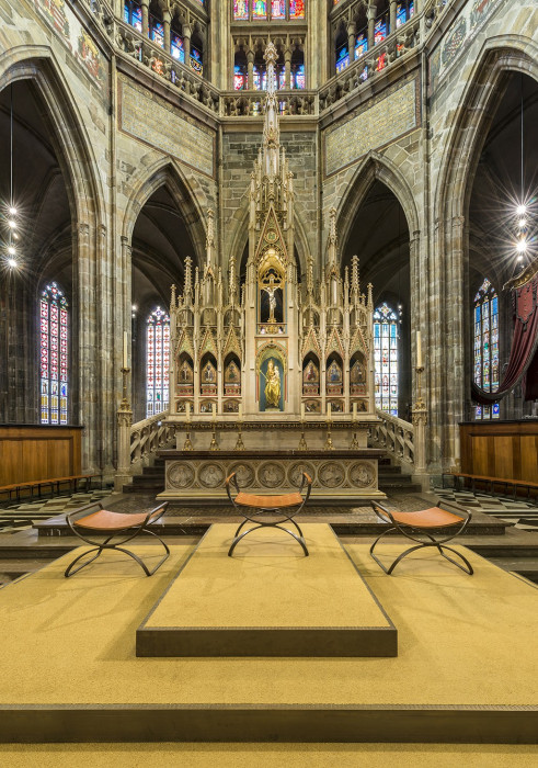 Úprava presbytáře katedrály sv. Víta, Václava a Vojtěcha v Praze, nová úprava presbatáře s mockerovým oltářem, ARN