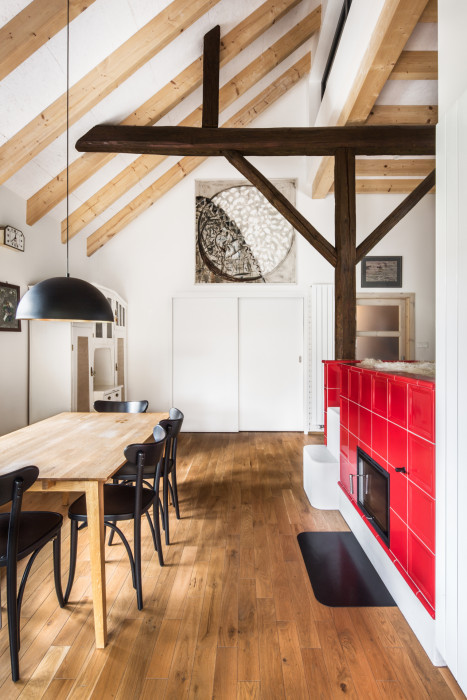 Rekonstrukce rodinného domu v Kolovratech, OTA ateliér (Tomáš Henel, Ondřej Fiala)