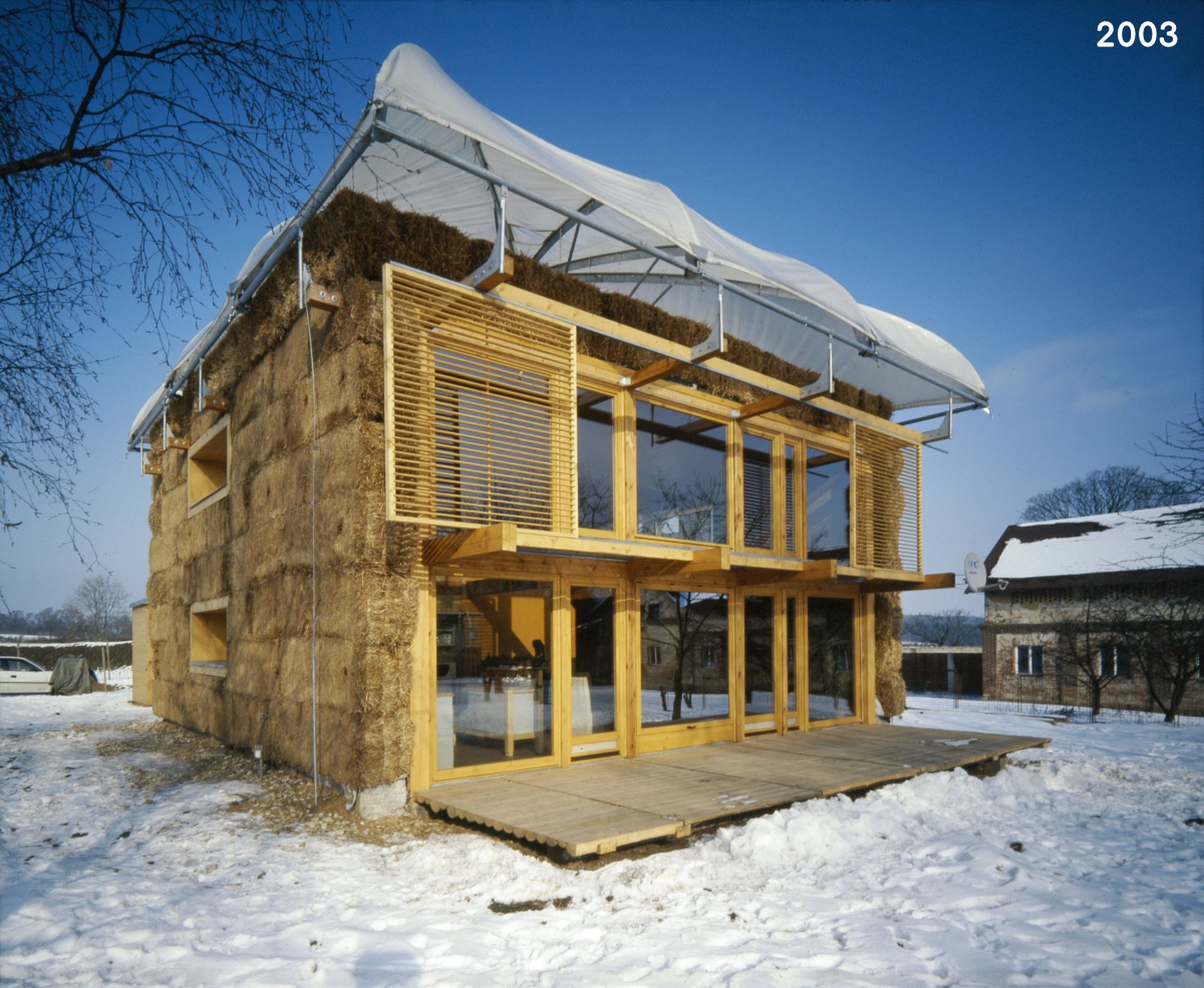 SEA (Skupina ekologické architektury): rodinný dům v Michalovicích v Mladé Boleslavi (2003)