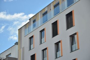 Ing. arch. Milan Hrůza, bytový dům Veleslavínská - foto