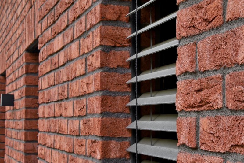 Ražené obkladové pásky Röben Formback rot bunt - Klinker