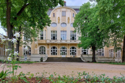 Národní dům Karlín