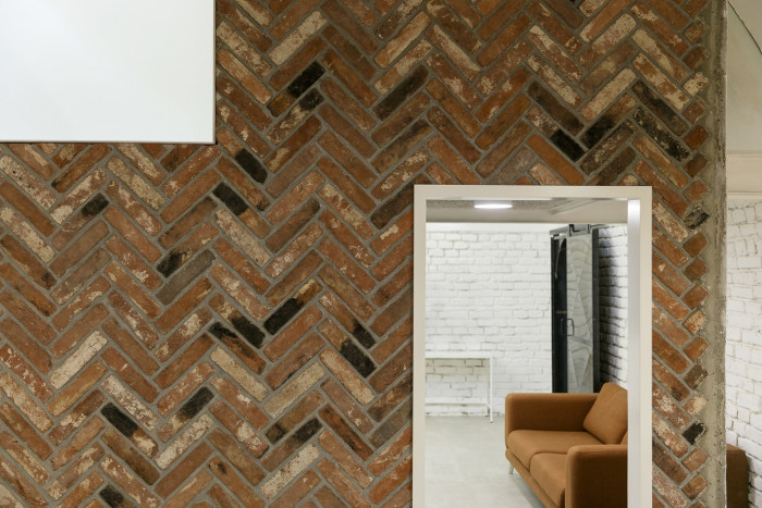 Vault 42, studio Raketoplán