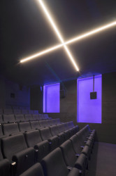 Nový kinosál kina Světozor, SKUPINA/ Marcela Steinbachová, Vít Holý