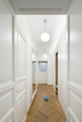 Rekonstrukce vinohradského bytu, No Architects,