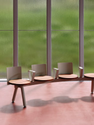 Společnost mmcité a belgické studio Segers společně na Designbloku představí novou kolekci sedacího nábytku Morse