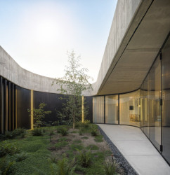 Cabo de Vila House, spaceworkers