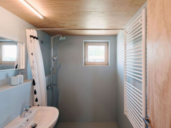 JRKVC, VOJ / Dom pri jazere – foto