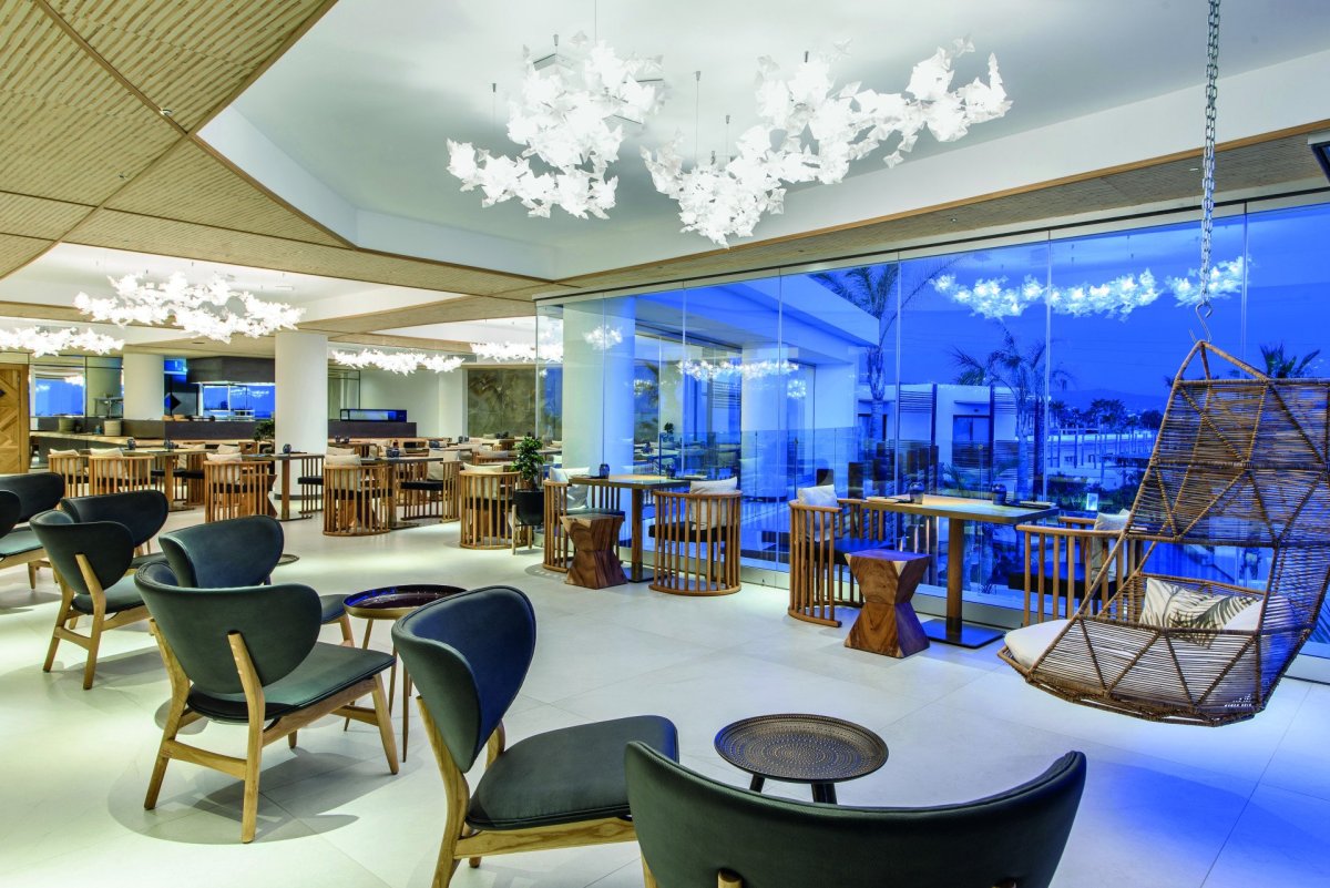 Kolekce Hanami  od Adriana Rachela v luxusním řeckém hotelu Stella Insland