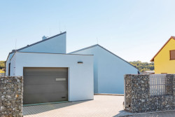 Rodinný dům v Odolene Vodě od Radka Tomana