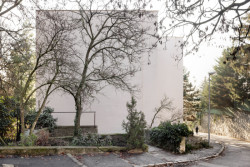 Rekonstrukce bytu a bytového domu Nový Svet, ARCHITEKTI mikulaj & mikulajová