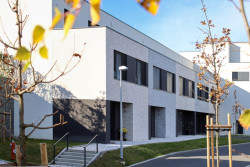 Projekt Waltrovka, použitý materiál: Glanzstück LF 2475 No. 7 a Glanzstück LF 2411 No. 4