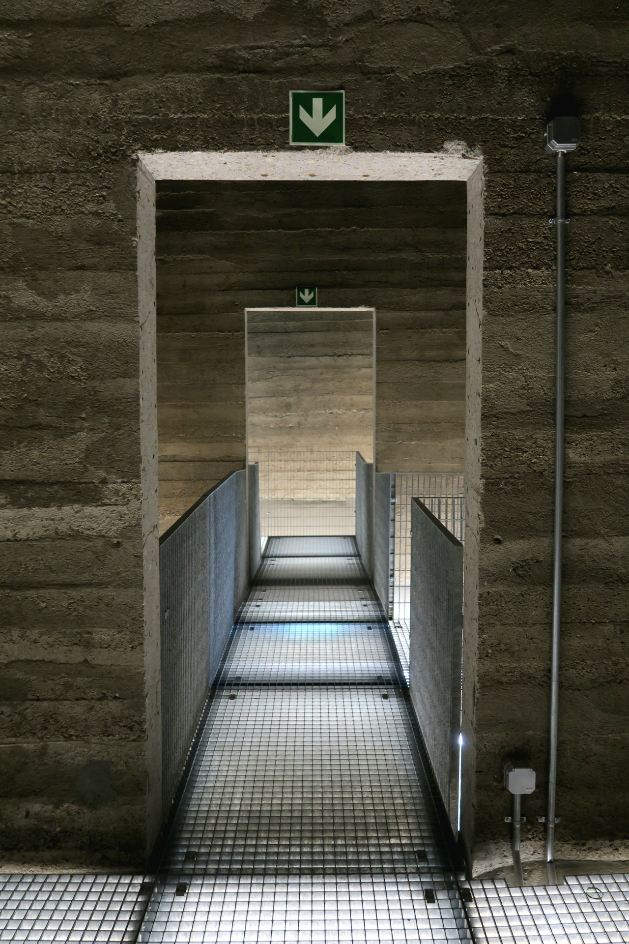 Budova patří manželům Smetanovým a bude zřejmě také sloužit k výstavním účelům.