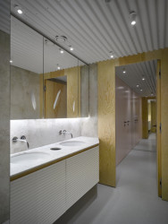 Kancelářské prostory a showroom developerské společnosti Satpo, Daniela Polubědovová