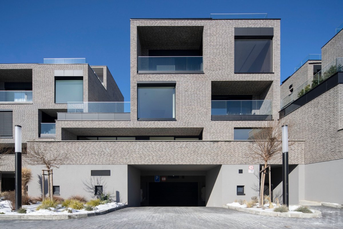Bytový komplex ROLIČKY, Cakov+partners / Kalin Cakov, Metodiy Monev, Ján Obušek