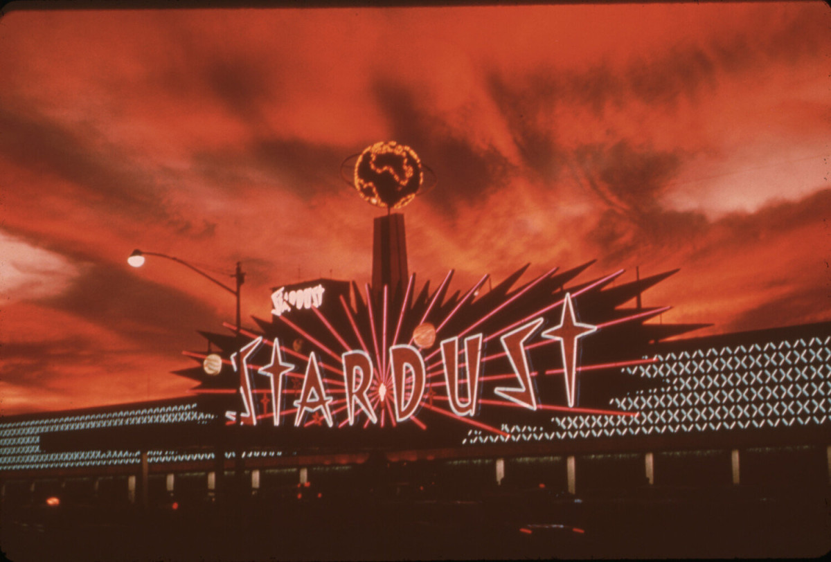 Stardust: Příběh lásky a architektury / Stardust – A Story of Love and Architecture (režie Jim Venturi, 2025)