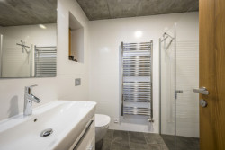 Rodinný dům Nový Šaldorf, Létající inženýři