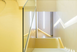 IO Studio, Rekonstrukce multifunkčního sálu SPŠ Na Třebešíně - foto