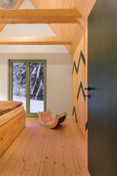 Chata v Jizerských horách od architektky Kateřiny Margoldové