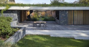 Zastřešená terasa (Villa Lamella, A69 architekti)