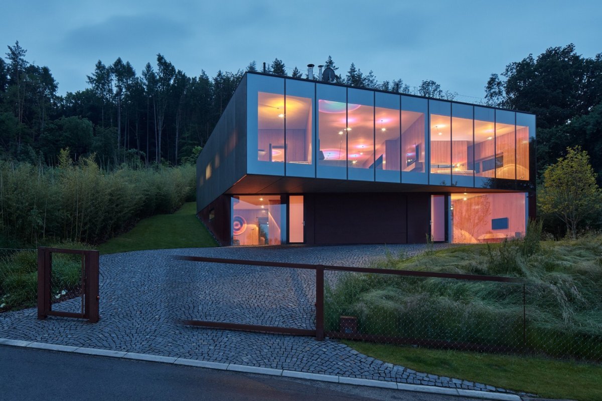 Lazy House, petrjanda/brainwork