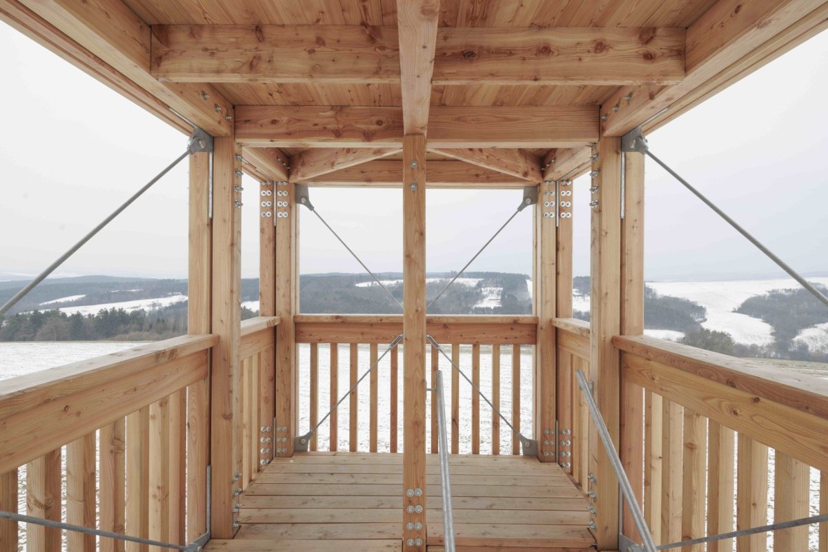 Studio m.aus architects realizovalo rozhlednu v obci Vysoké Pole