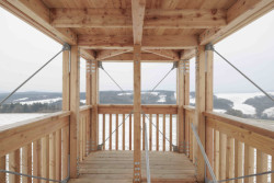 Studio m.aus architects realizovalo rozhlednu v obci Vysoké Pole