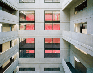 Nová budova Fakulty architektury ČVUT, srovnání z roku 2011 a 2018, Alena Šrámková