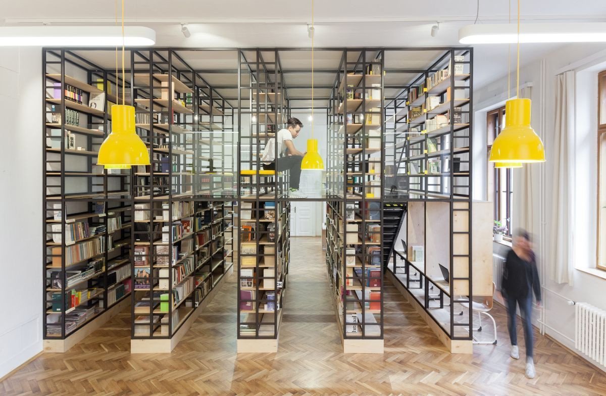 Knihovna pro gymnázium Třeboň, Ateliér 111 architekti