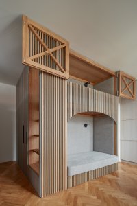 Interiér pražské garsonky na Žižkově od ateliéru ORA