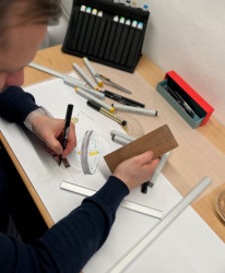 Designér Ota Svoboda navrhne podobu ocenění pro finalisty a absolutního vítěze osmého ročníku soutěže Interiér roku